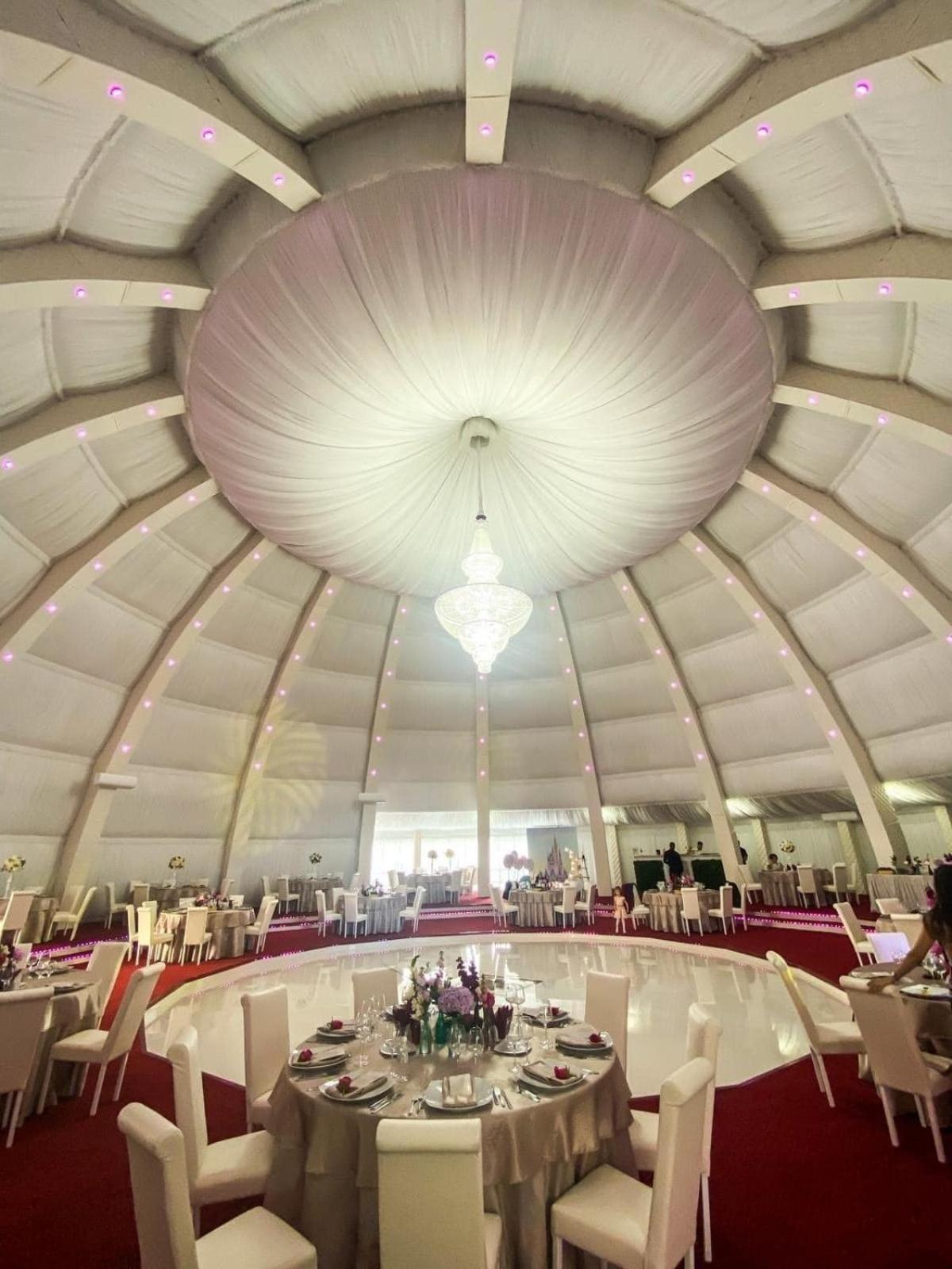 Royal Park Complex Hotel Bascov Luaran gambar