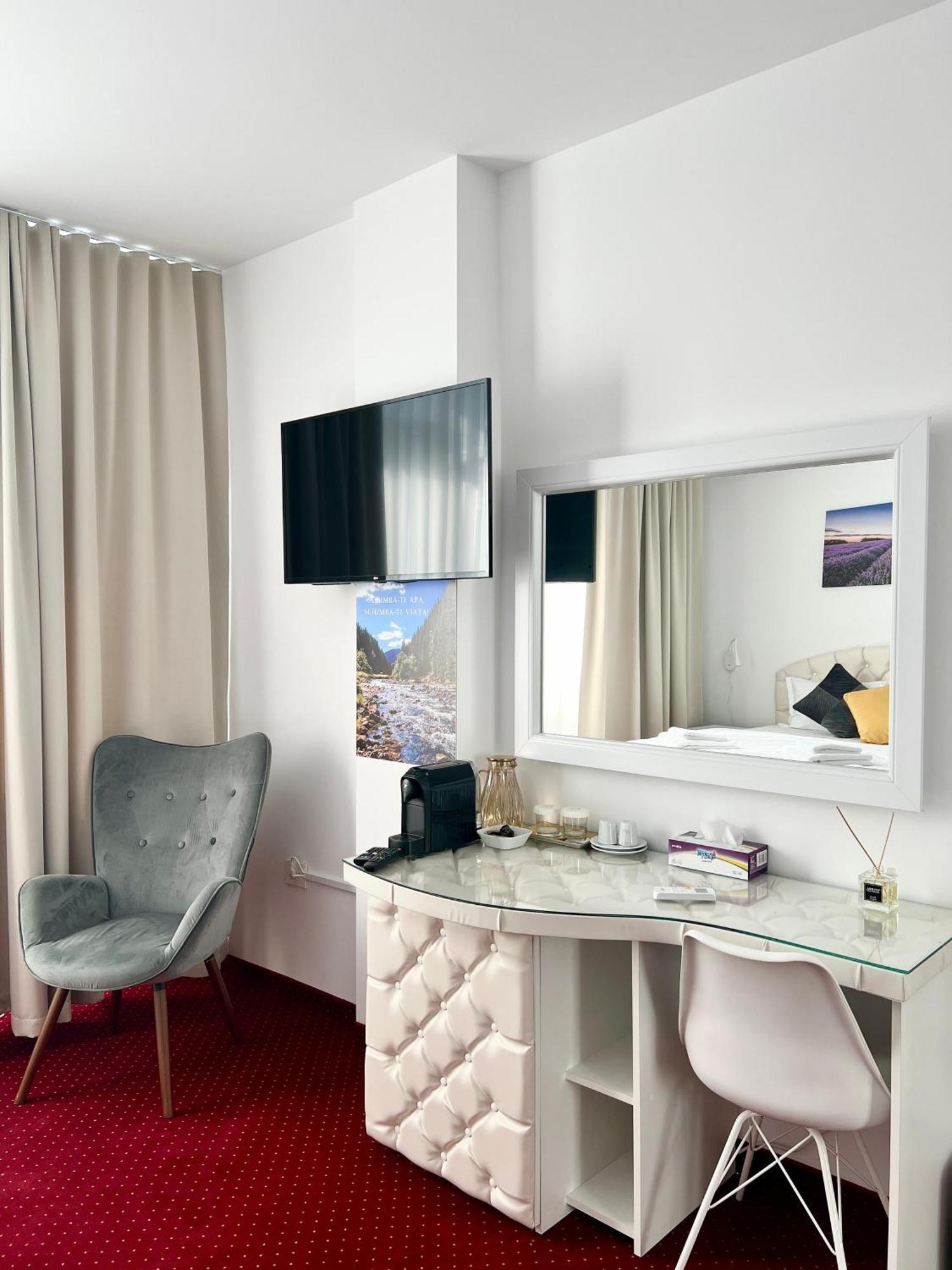 Royal Park Complex Hotel Bascov Luaran gambar