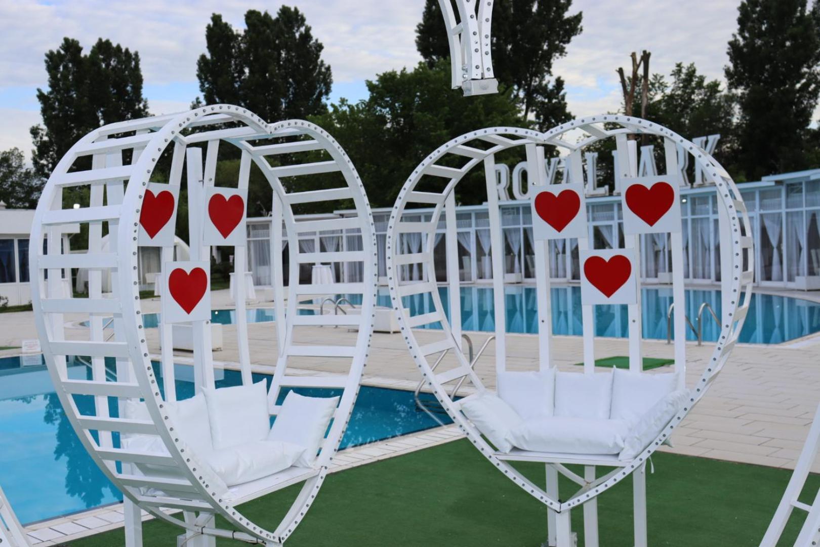 Royal Park Complex Hotel Bascov Luaran gambar